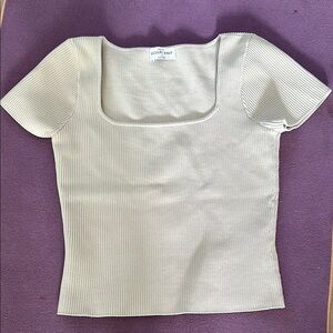 Aritzia Cream Fitted Short Sleeve top